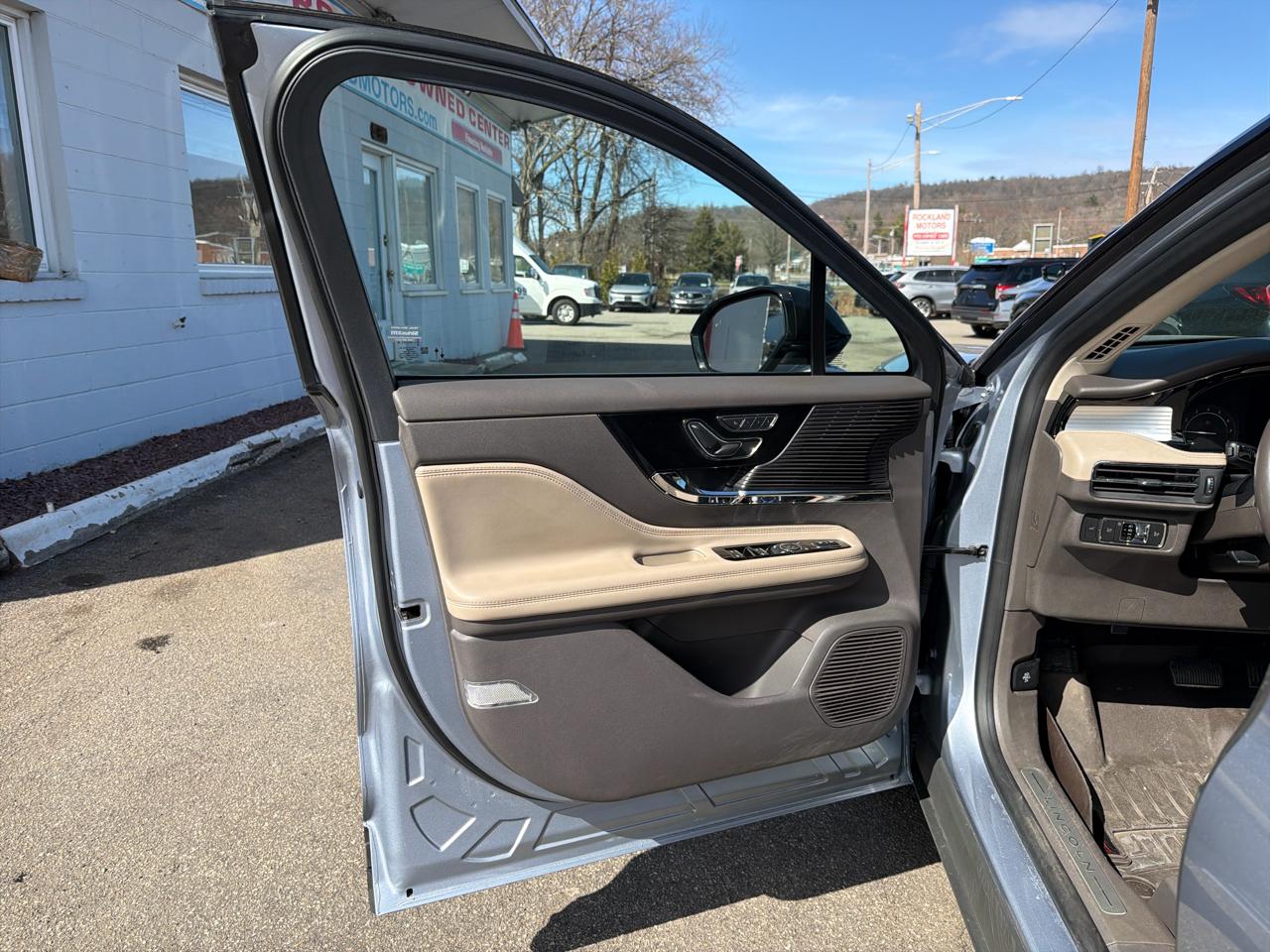 Lincoln Corsair Standard AWD 2022