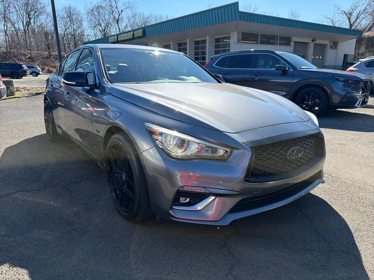 Infiniti Q50 3.0t LUXE AWD 2018