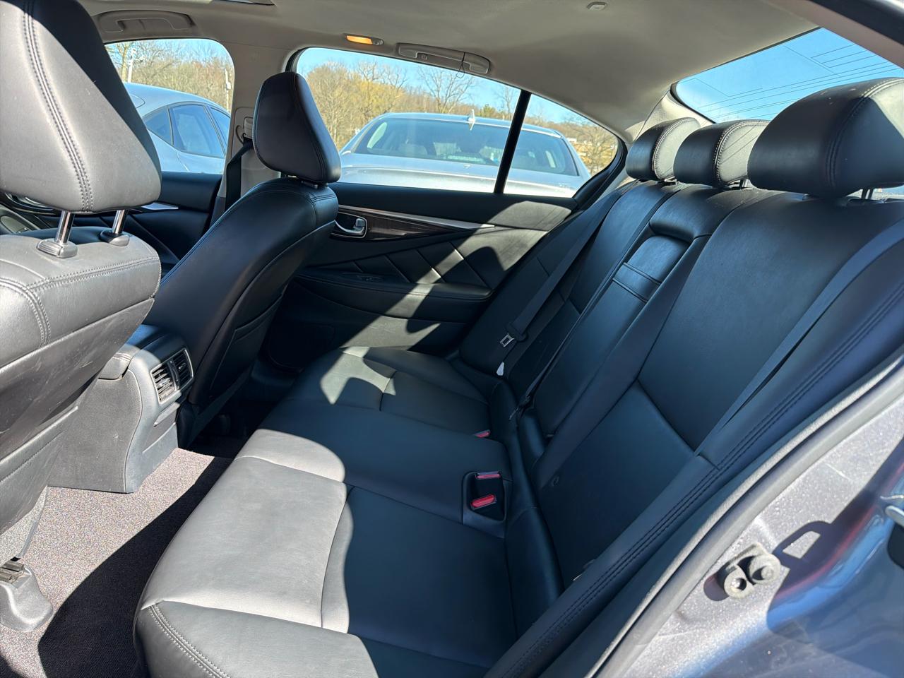 Infiniti Q50 3.0t LUXE AWD 2018