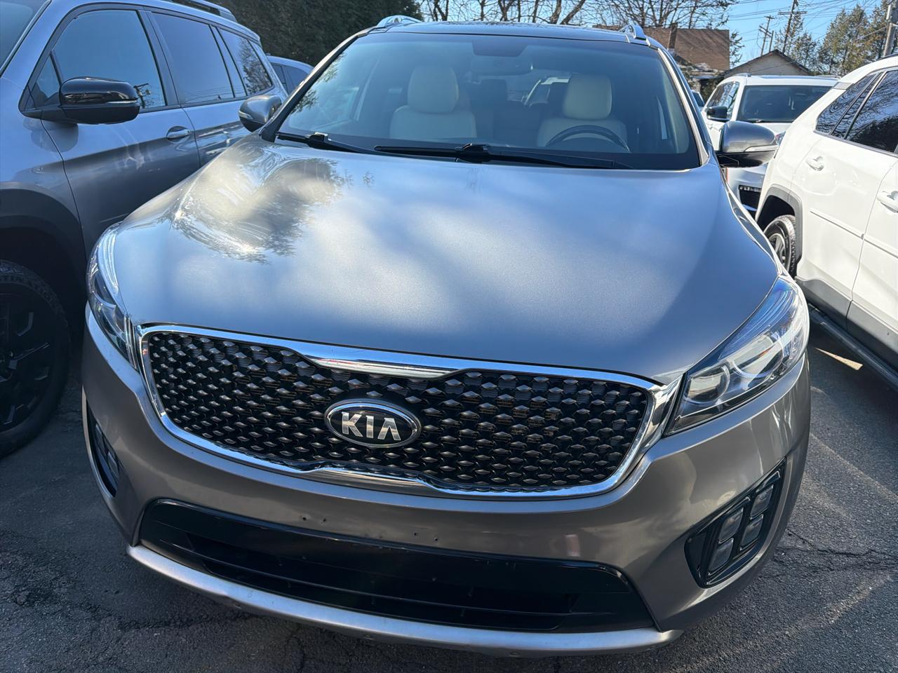 Kia Sorento AWD 4dr 3.3L SXL 2016