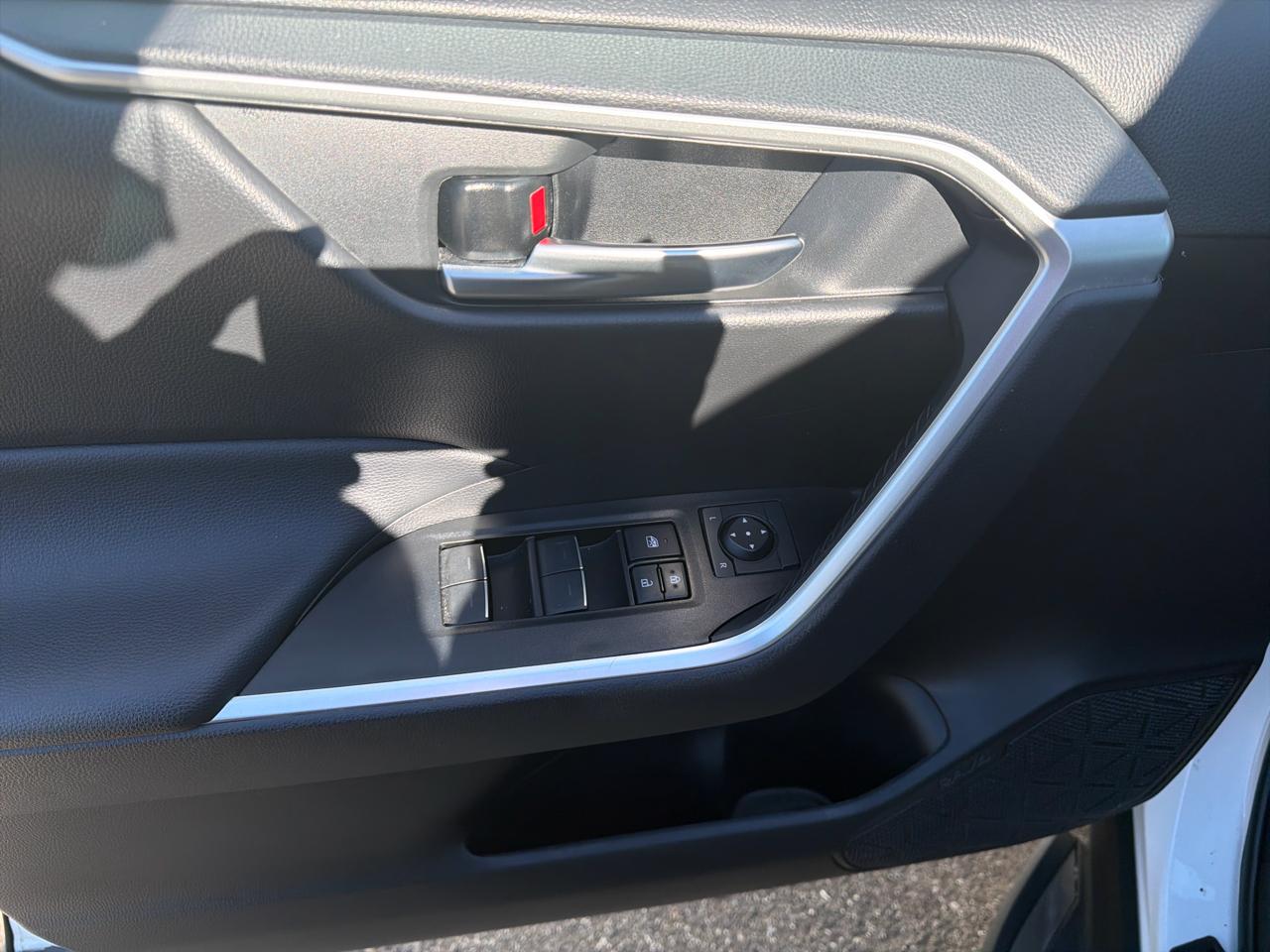 Toyota RAV4 XLE AWD (Natl) 2024