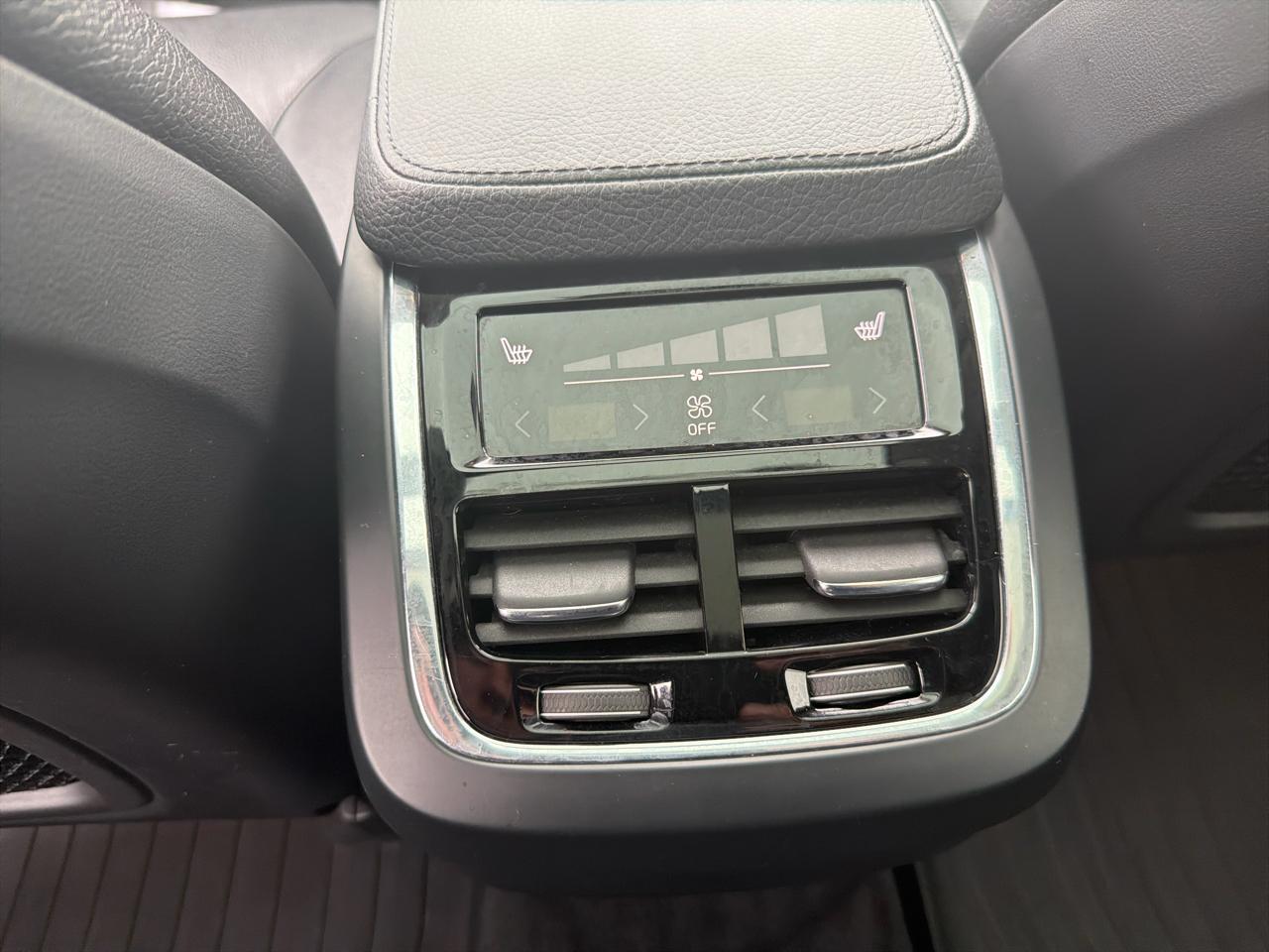 Volvo XC90 AWD 4dr T6 Momentum 2016