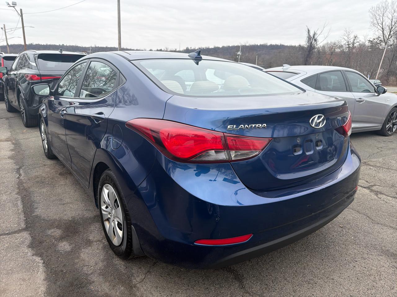 Hyundai Elantra 4dr Sdn Auto SE (Alabama Plant) 2016