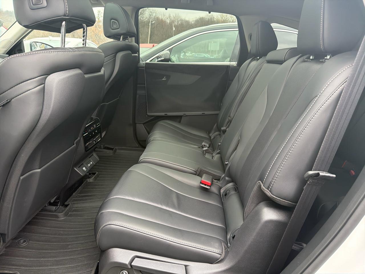 Acura MDX SH-AWD w/Technology Package 2023