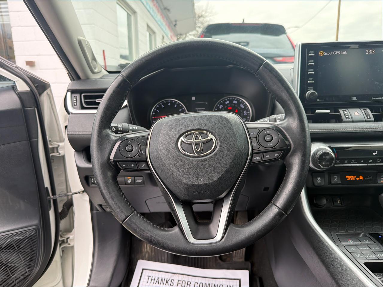 Toyota RAV4 XLE Premium AWD (Natl) 2019