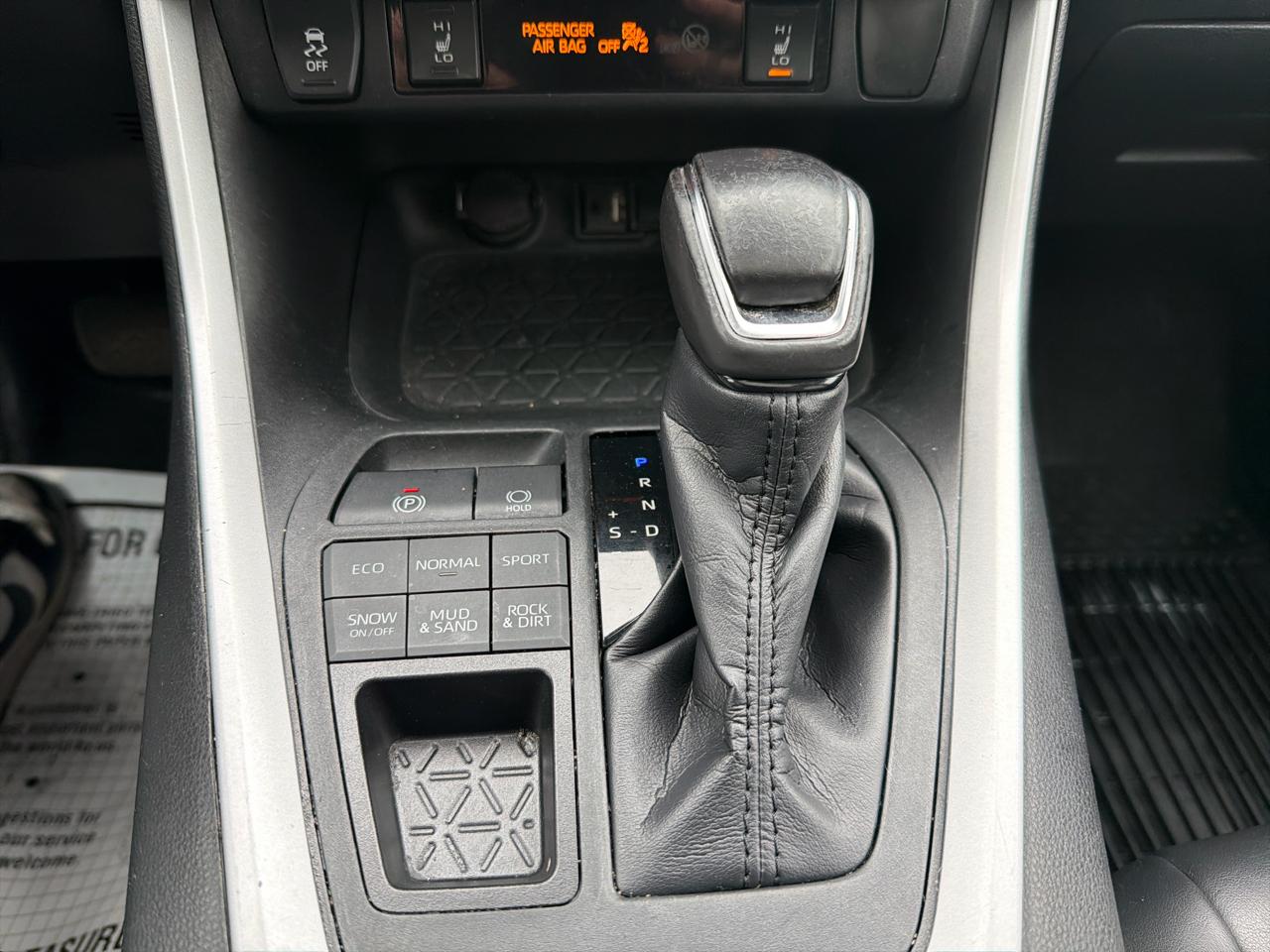 Toyota RAV4 XLE Premium AWD (Natl) 2019