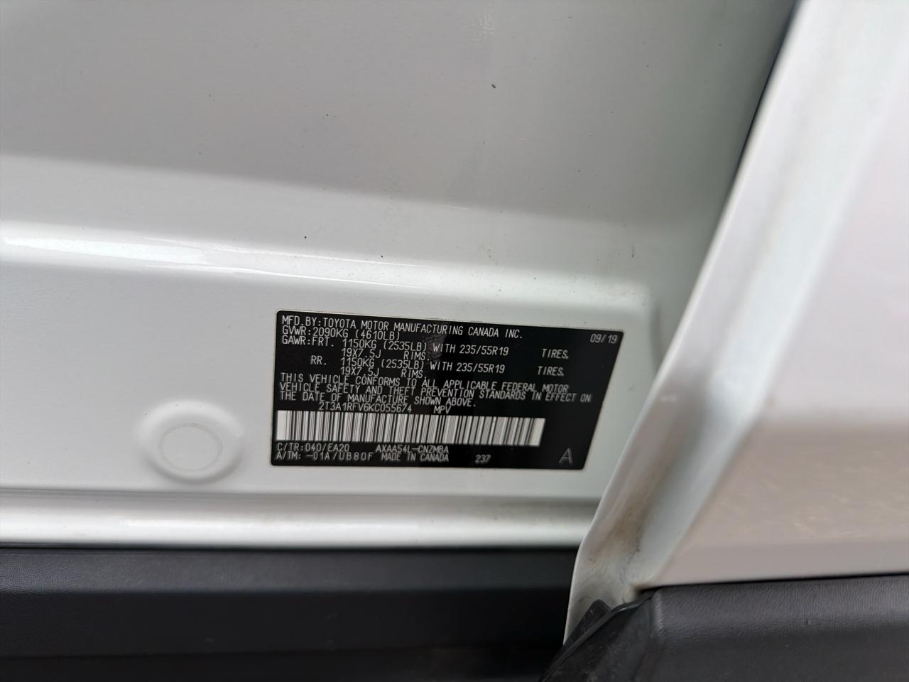 Toyota RAV4 XLE Premium AWD (Natl) 2019