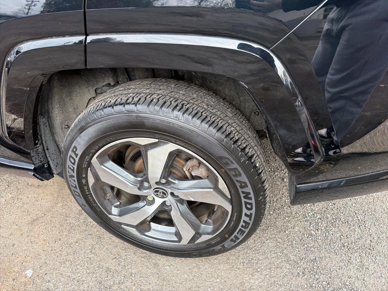 Toyota RAV4 Prime SE (Natl) 2023