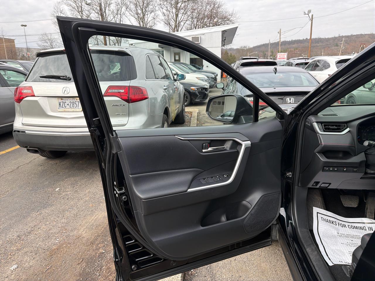 Toyota RAV4 Prime SE (Natl) 2023