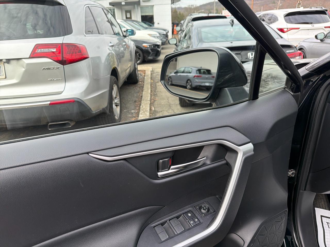 Toyota RAV4 Prime SE (Natl) 2023