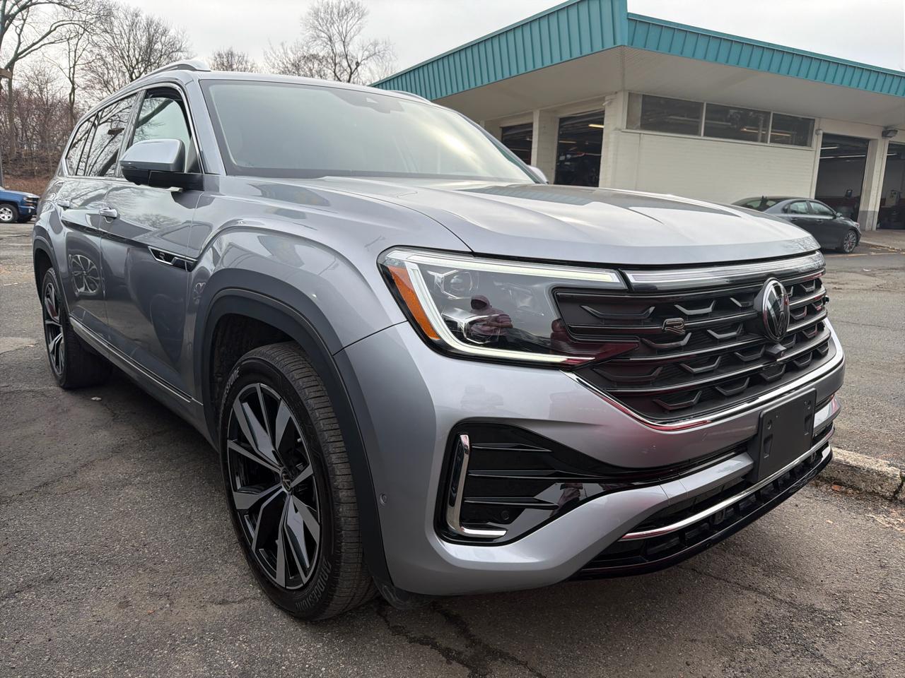 Volkswagen Atlas 2.0T SEL Premium R-Line 4MOTION 2024