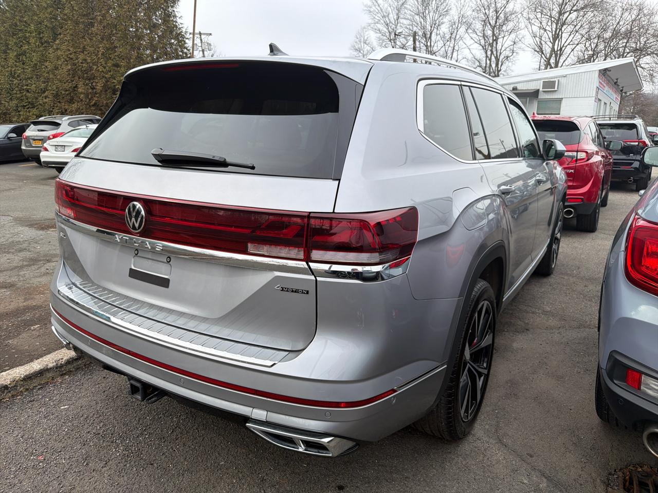 Volkswagen Atlas 2.0T SEL Premium R-Line 4MOTION 2024