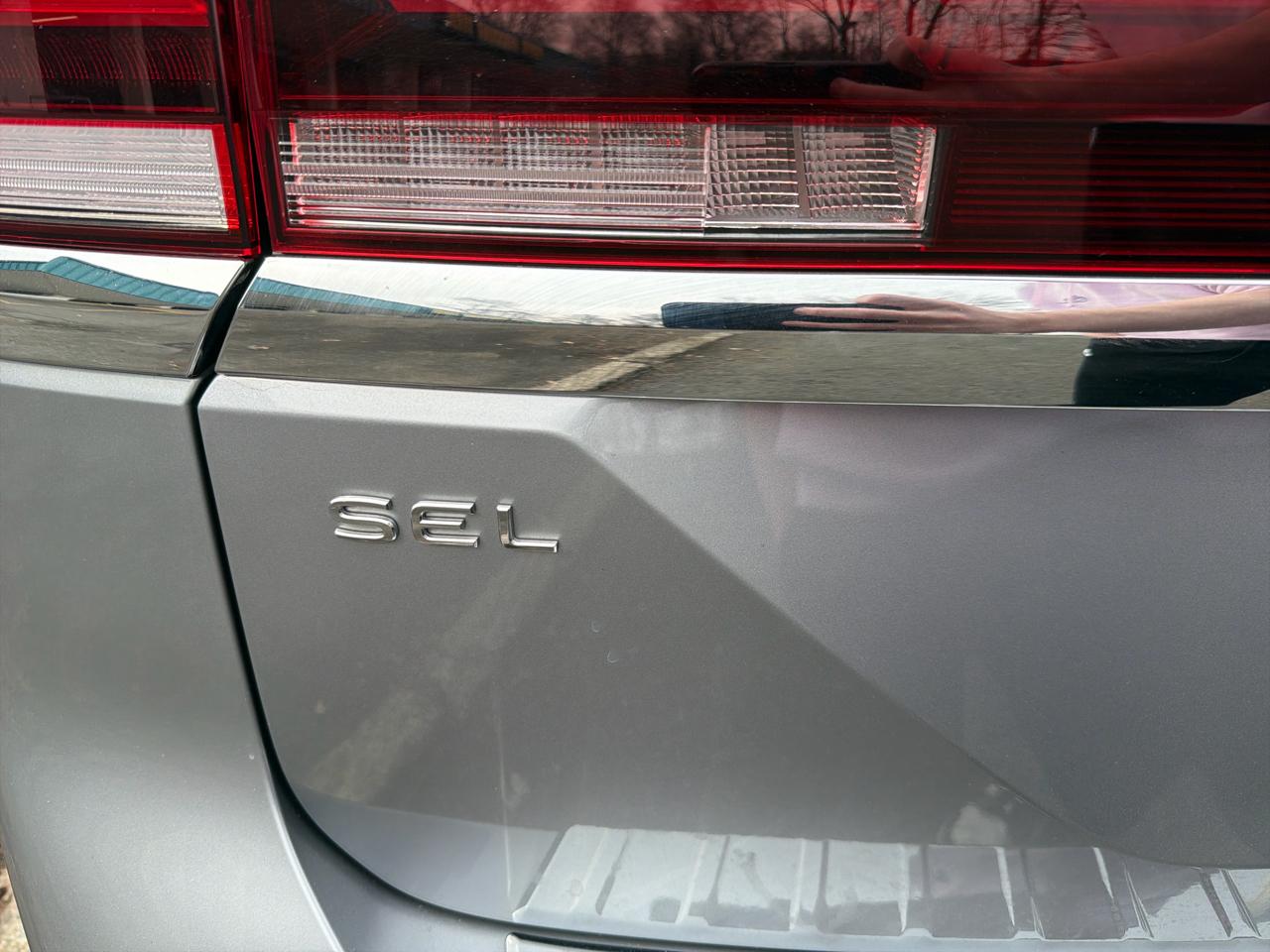 Volkswagen Atlas 2.0T SEL Premium R-Line 4MOTION 2024