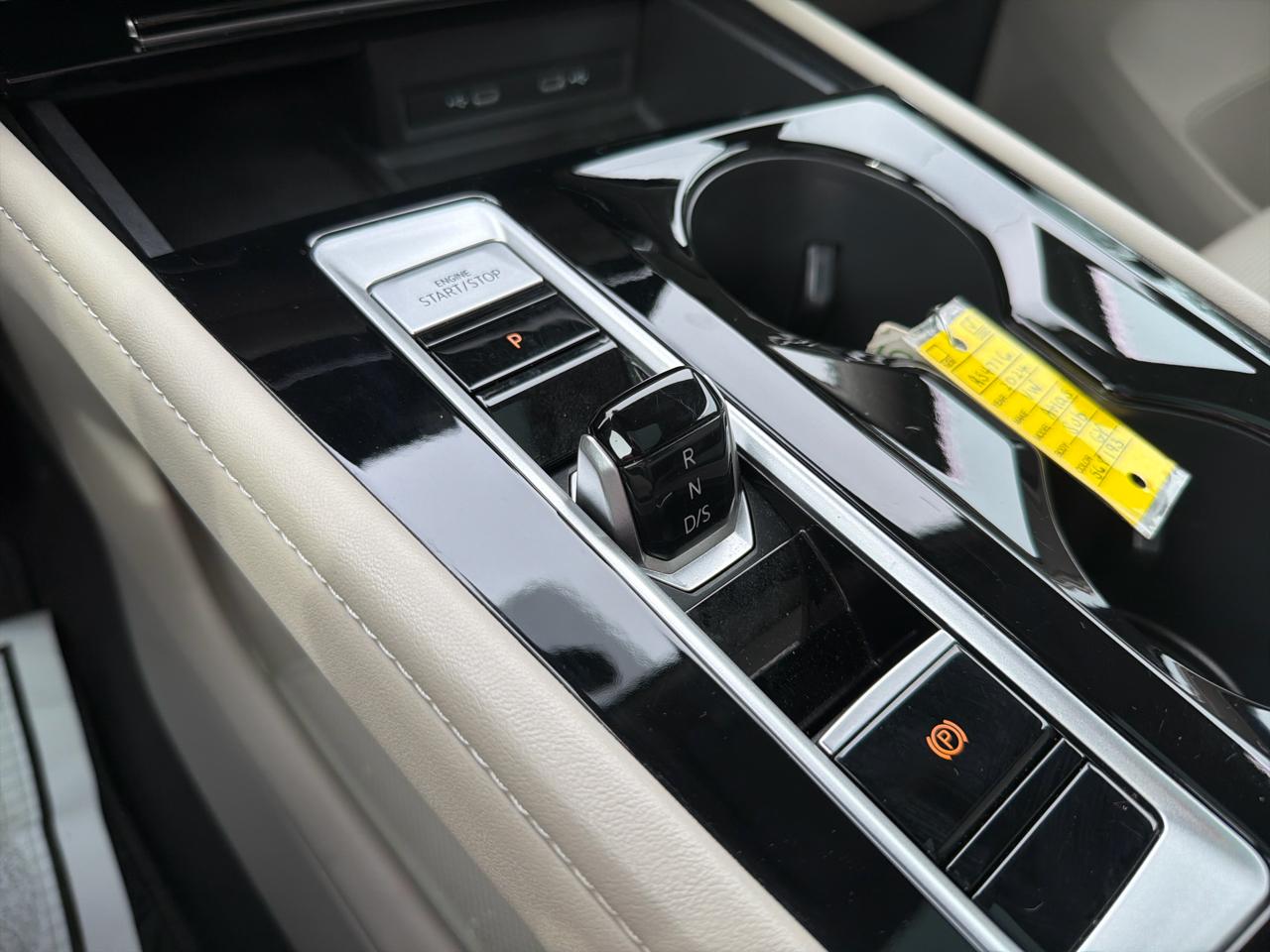 Volkswagen Atlas 2.0T SEL Premium R-Line 4MOTION 2024