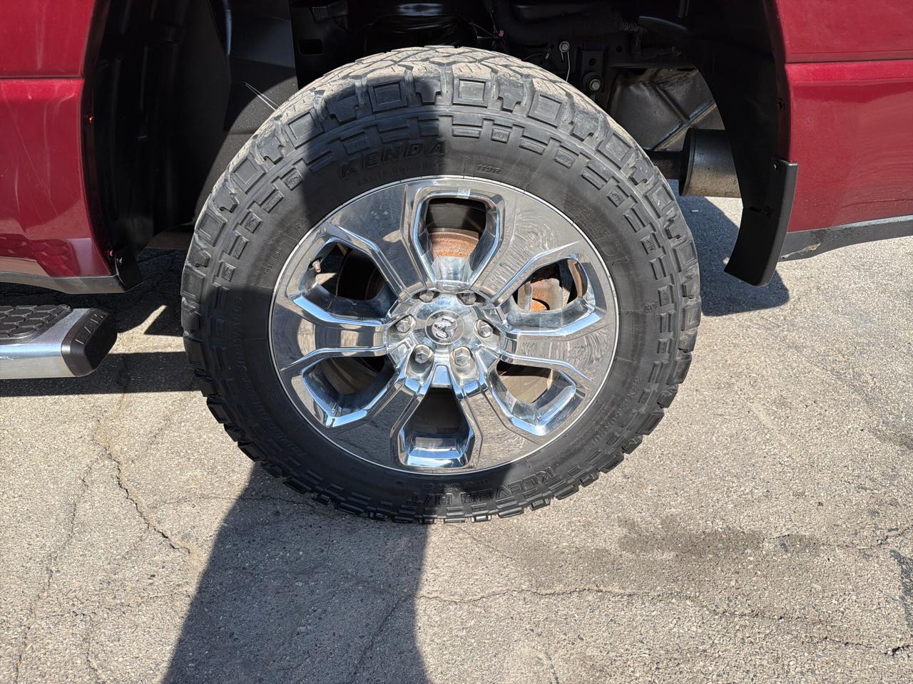 RAM 1500 Big Horn/Lone Star 4x4 Crew Cab 5'7" Box 2019