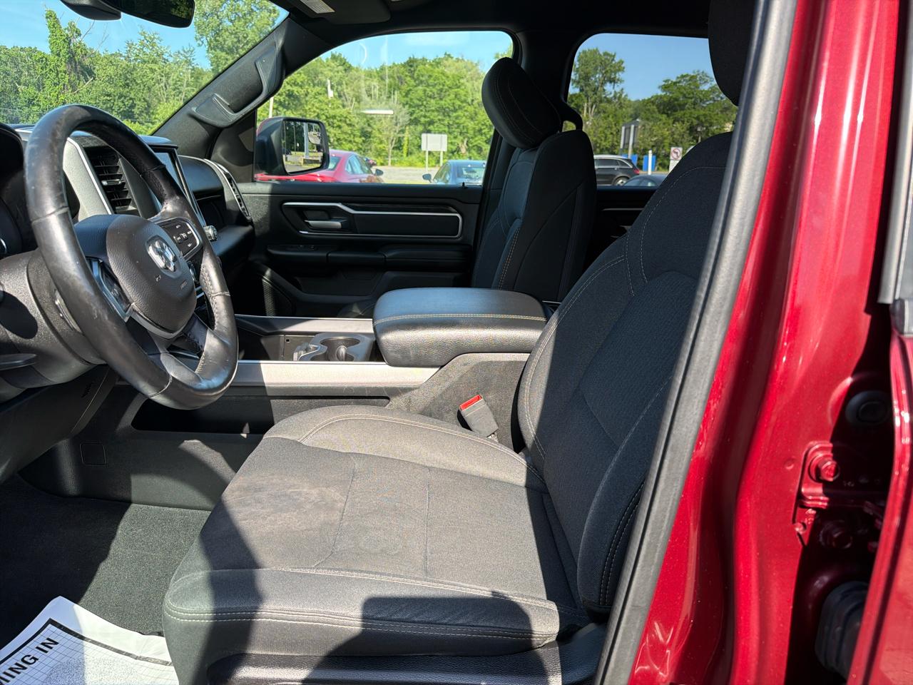 RAM 1500 Big Horn/Lone Star 4x4 Crew Cab 5'7" Box 2019