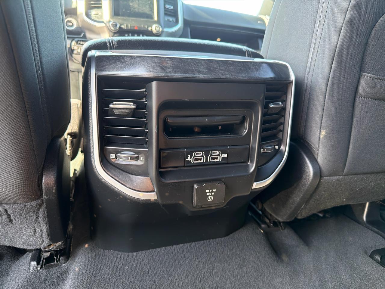RAM 1500 Big Horn/Lone Star 4x4 Crew Cab 5'7" Box 2019