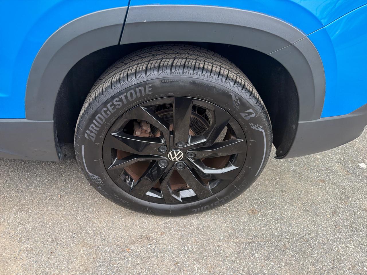 Volkswagen Taos SE FWD 2022