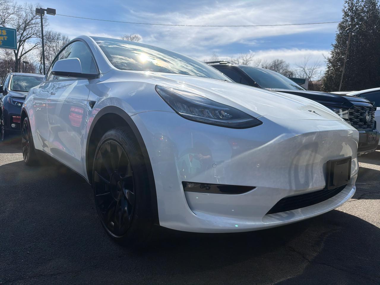 Tesla Model Y  2021