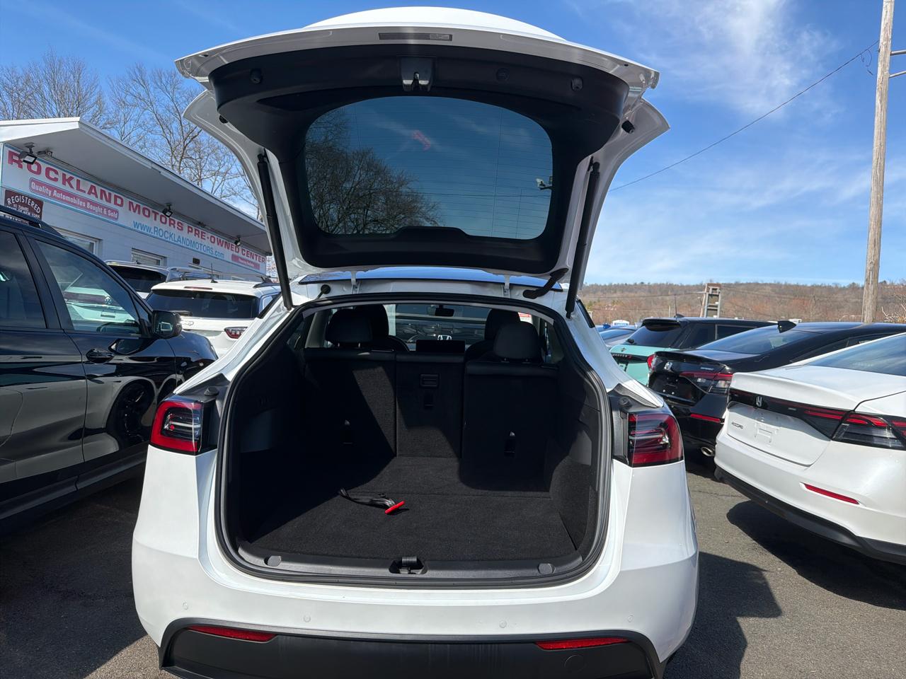 Tesla Model Y  2021