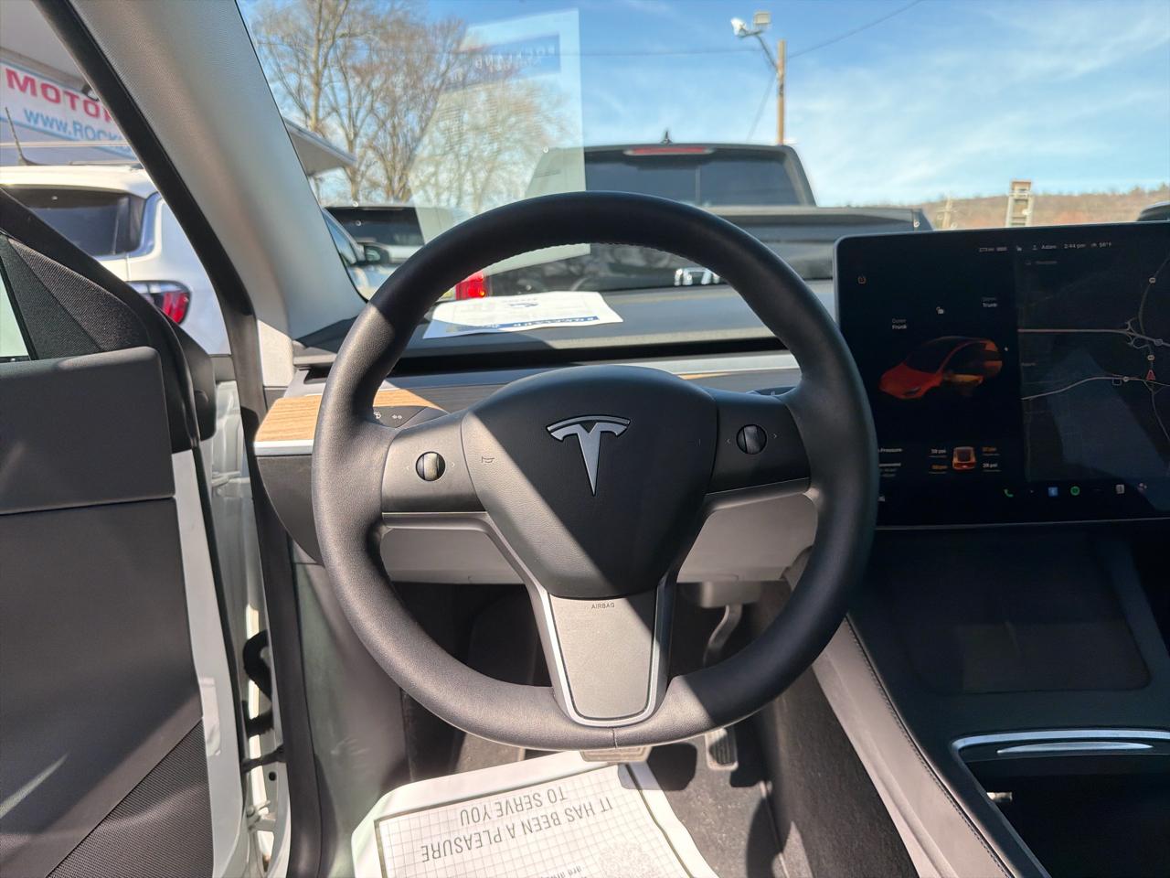Tesla Model Y  2021
