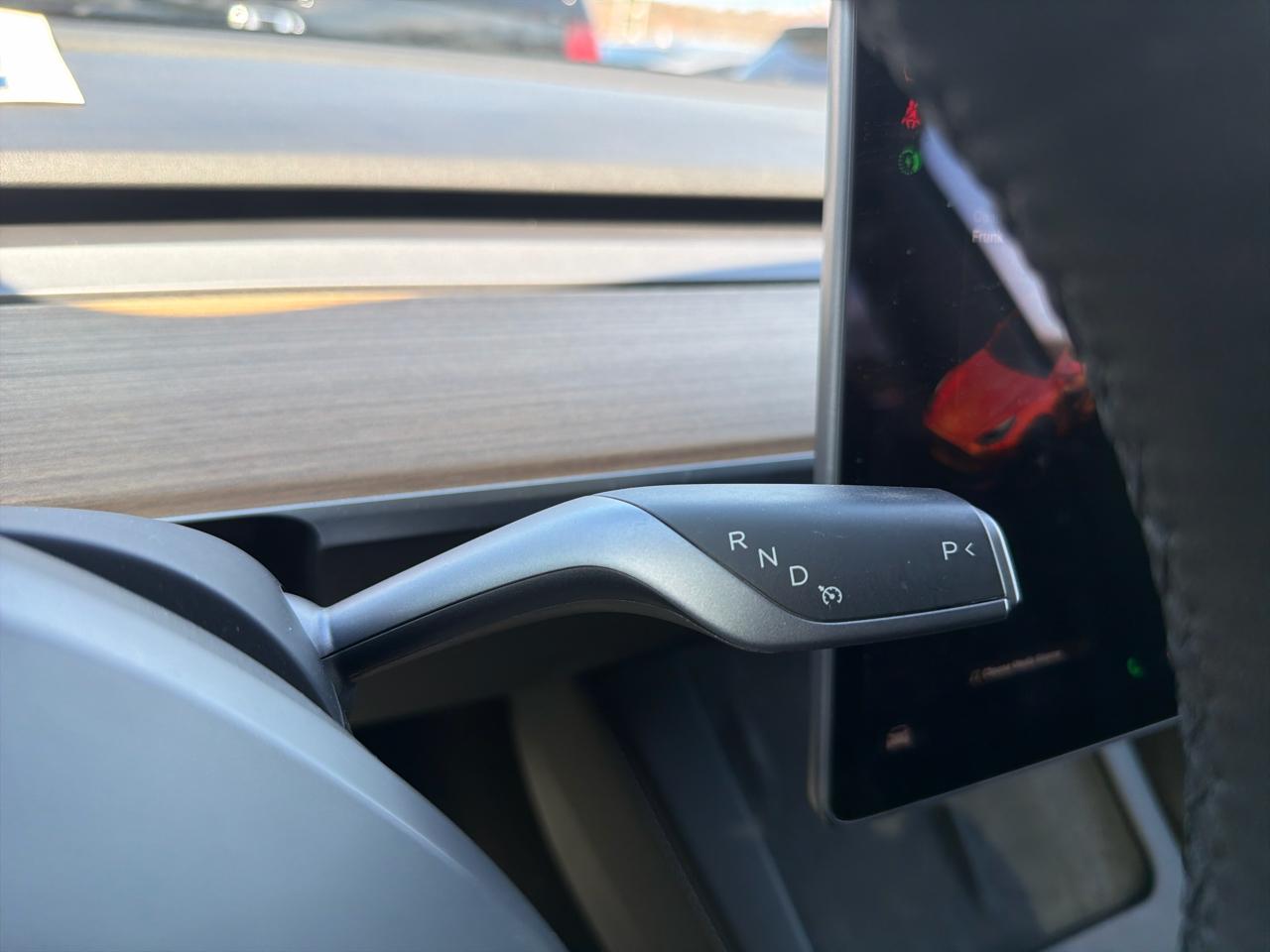 Tesla Model Y  2021