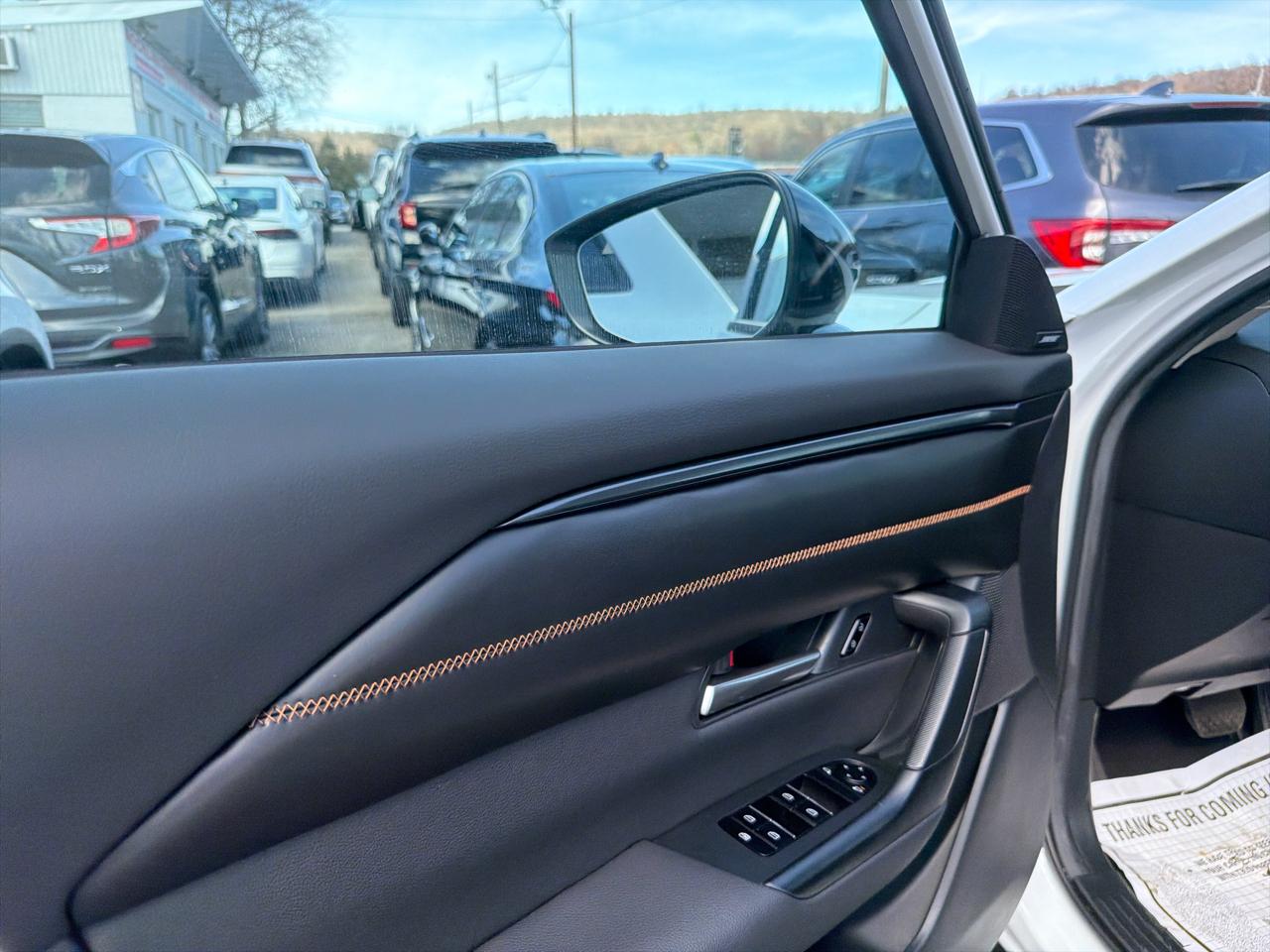 Mazda CX-50 Hybrid Premium Package AWD 2025