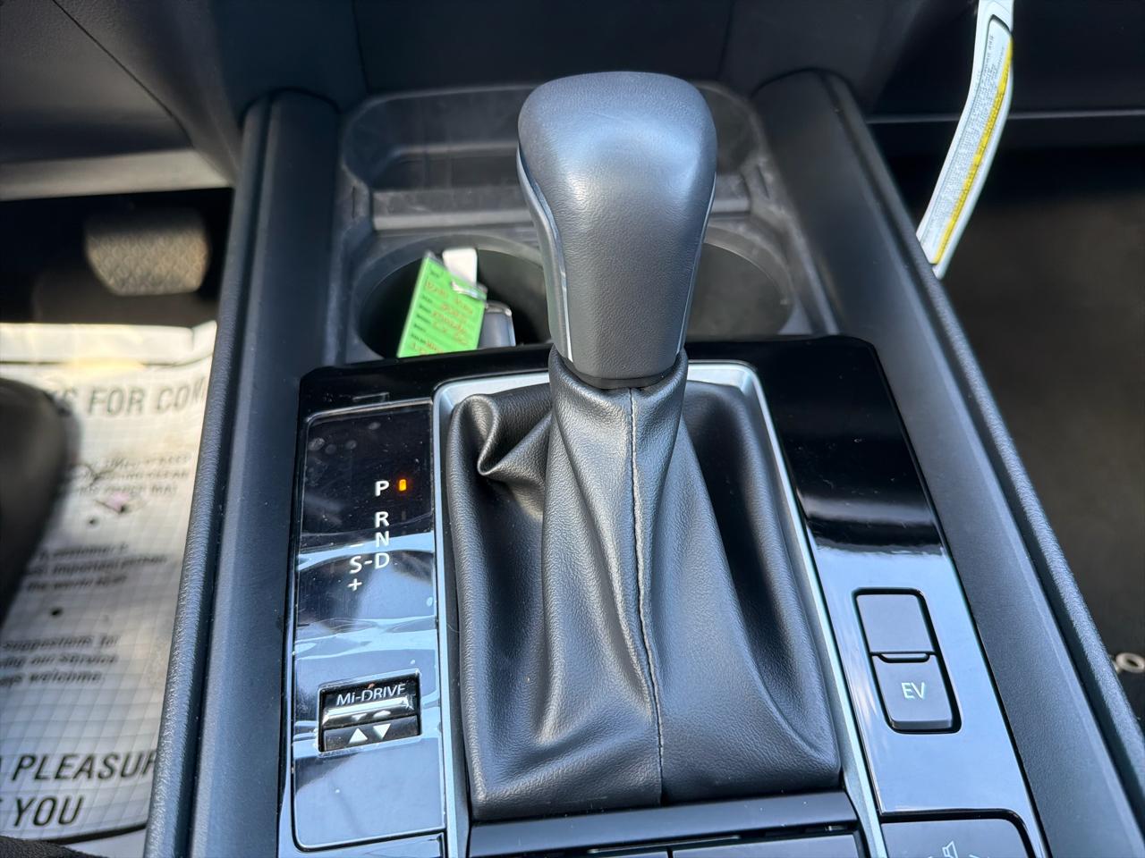 Mazda CX-50 Hybrid Premium Package AWD 2025