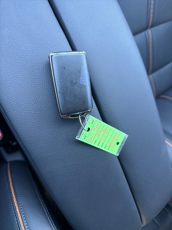 Mazda CX-50 Hybrid Premium Package AWD 2025