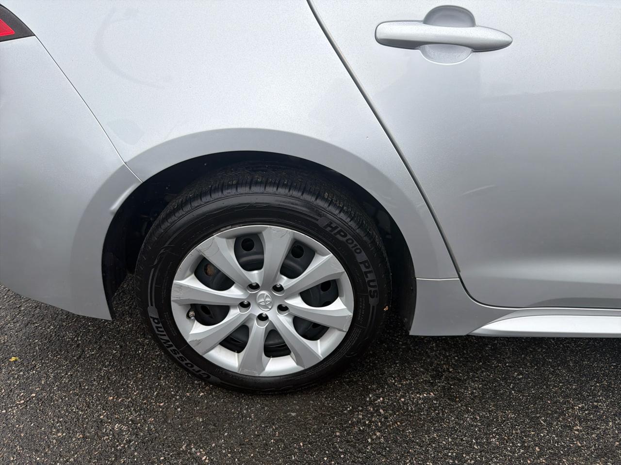 Toyota Corolla LE CVT (Natl) 2022