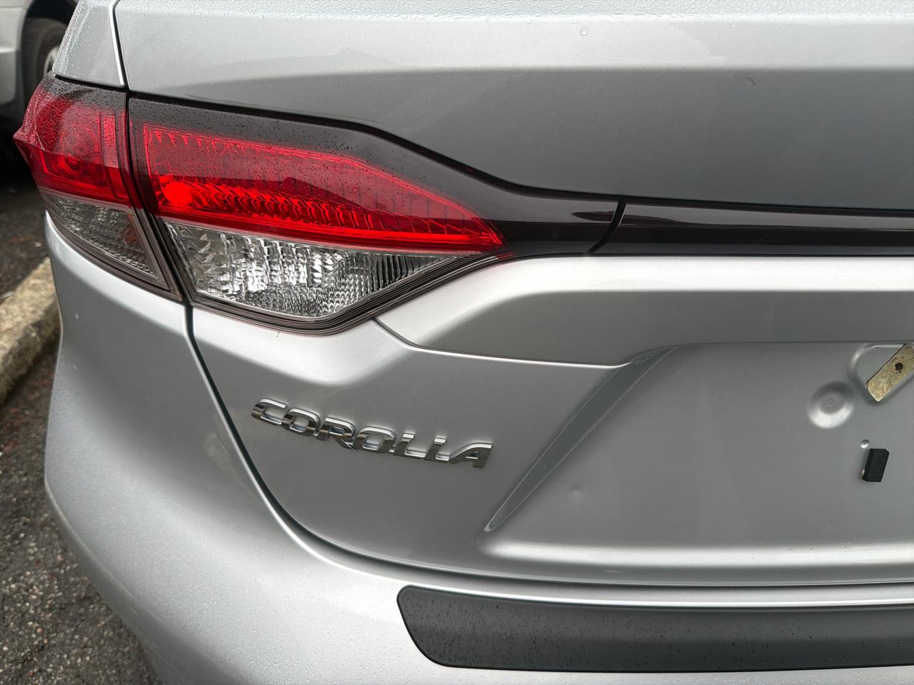 Toyota Corolla LE CVT (Natl) 2022