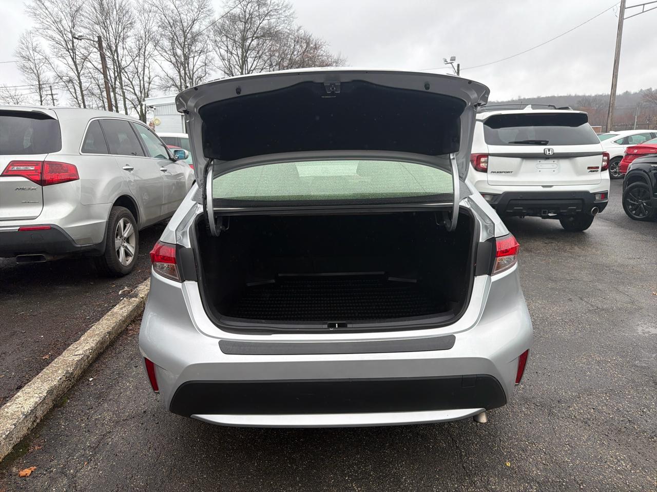 Toyota Corolla LE CVT (Natl) 2022