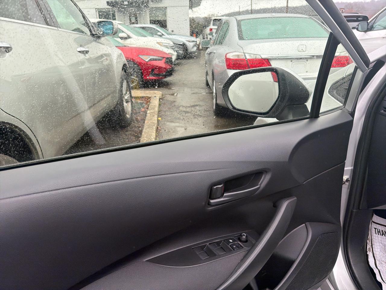 Toyota Corolla LE CVT (Natl) 2022