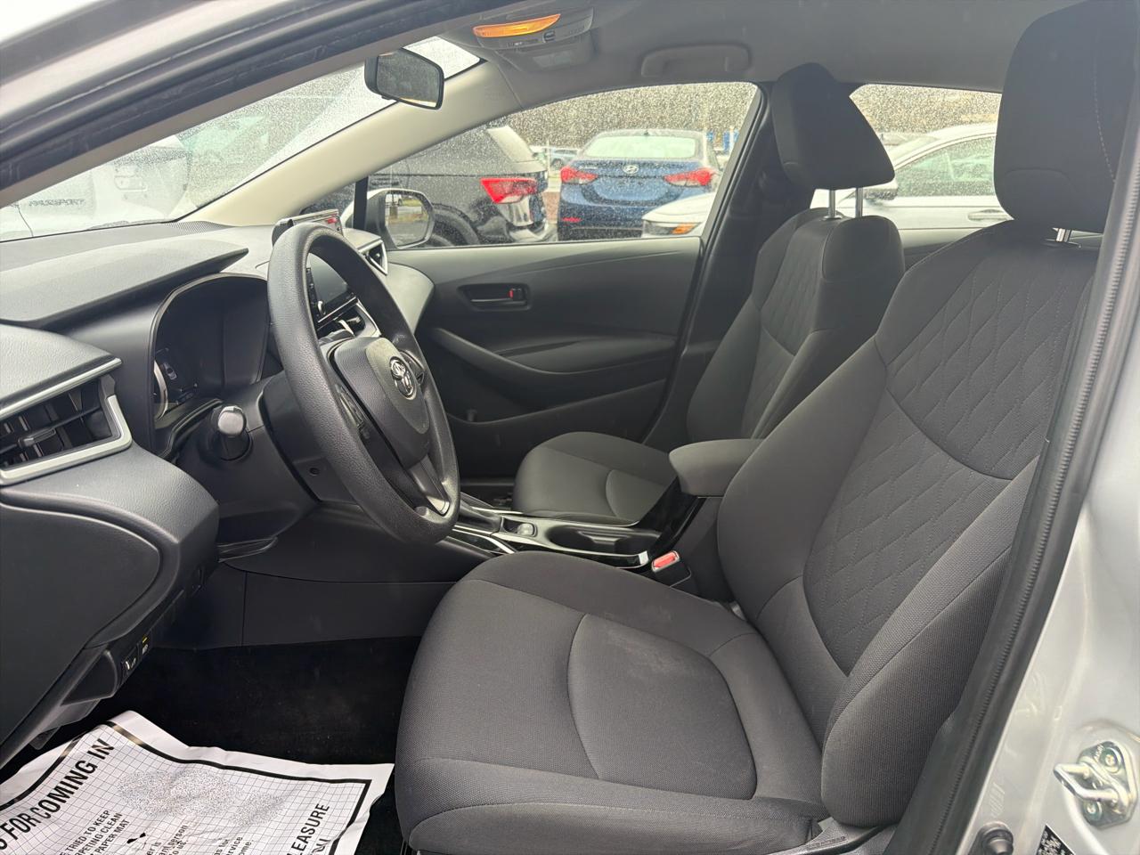 Toyota Corolla LE CVT (Natl) 2022