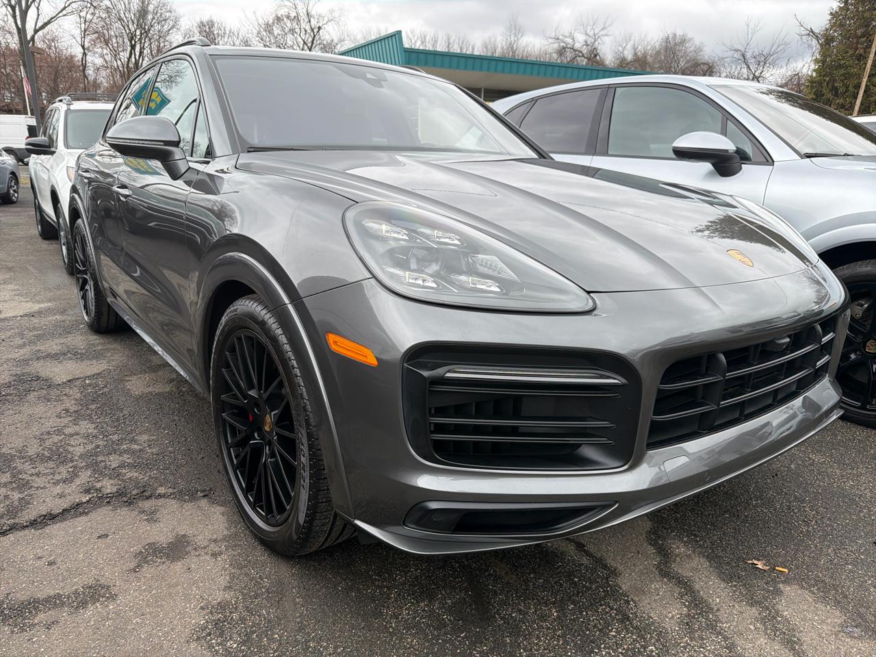 Porsche Cayenne GTS AWD 2023