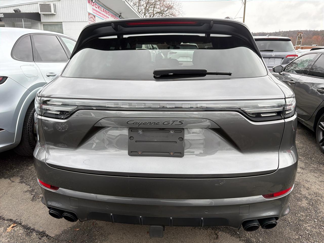 Porsche Cayenne GTS AWD 2023