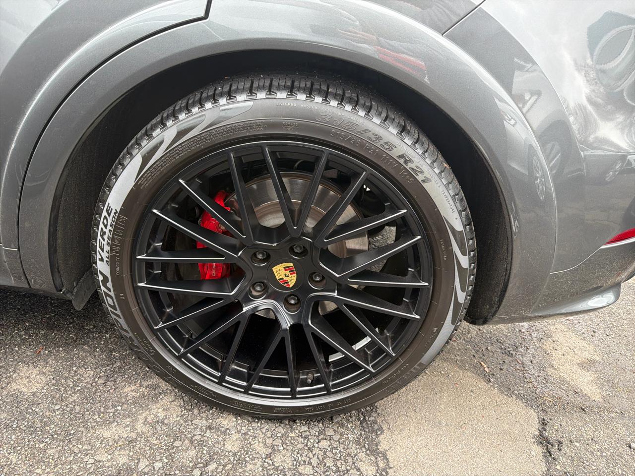 Porsche Cayenne GTS AWD 2023
