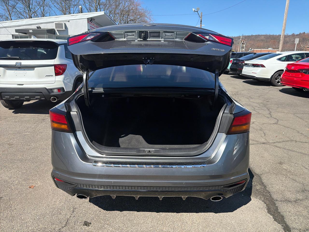 Nissan Altima 2.5 SR AWD Sedan 2023