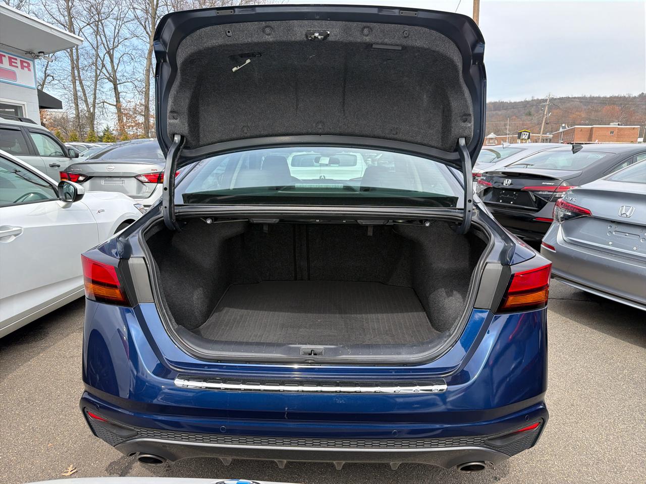 Nissan Altima 2.5 SR Sedan 2020