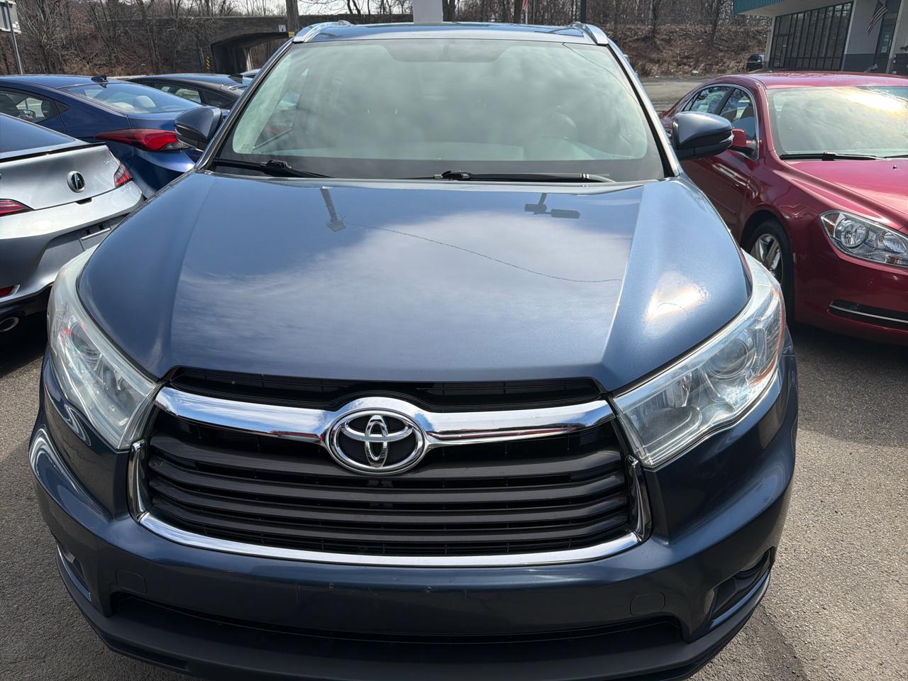 Toyota Highlander AWD 4dr V6 XLE (Natl) 2016