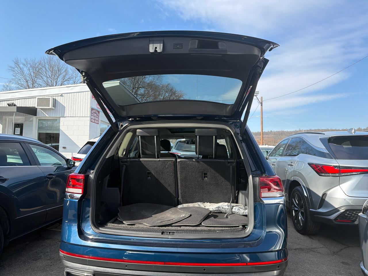 Volkswagen Atlas 3.6L V6 SE w/Technology 4MOTION 2022