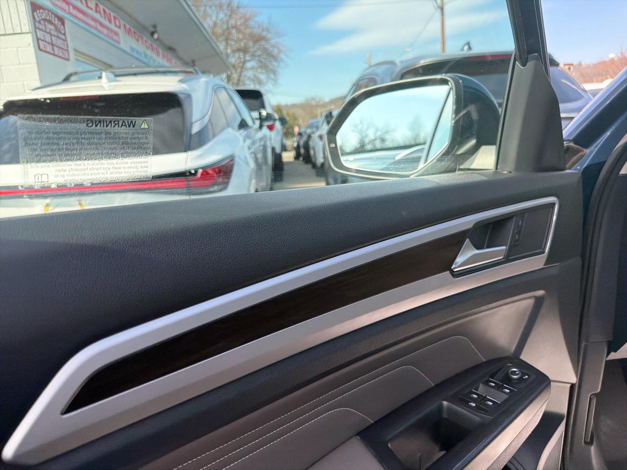 Volkswagen Atlas 3.6L V6 SE w/Technology 4MOTION 2022