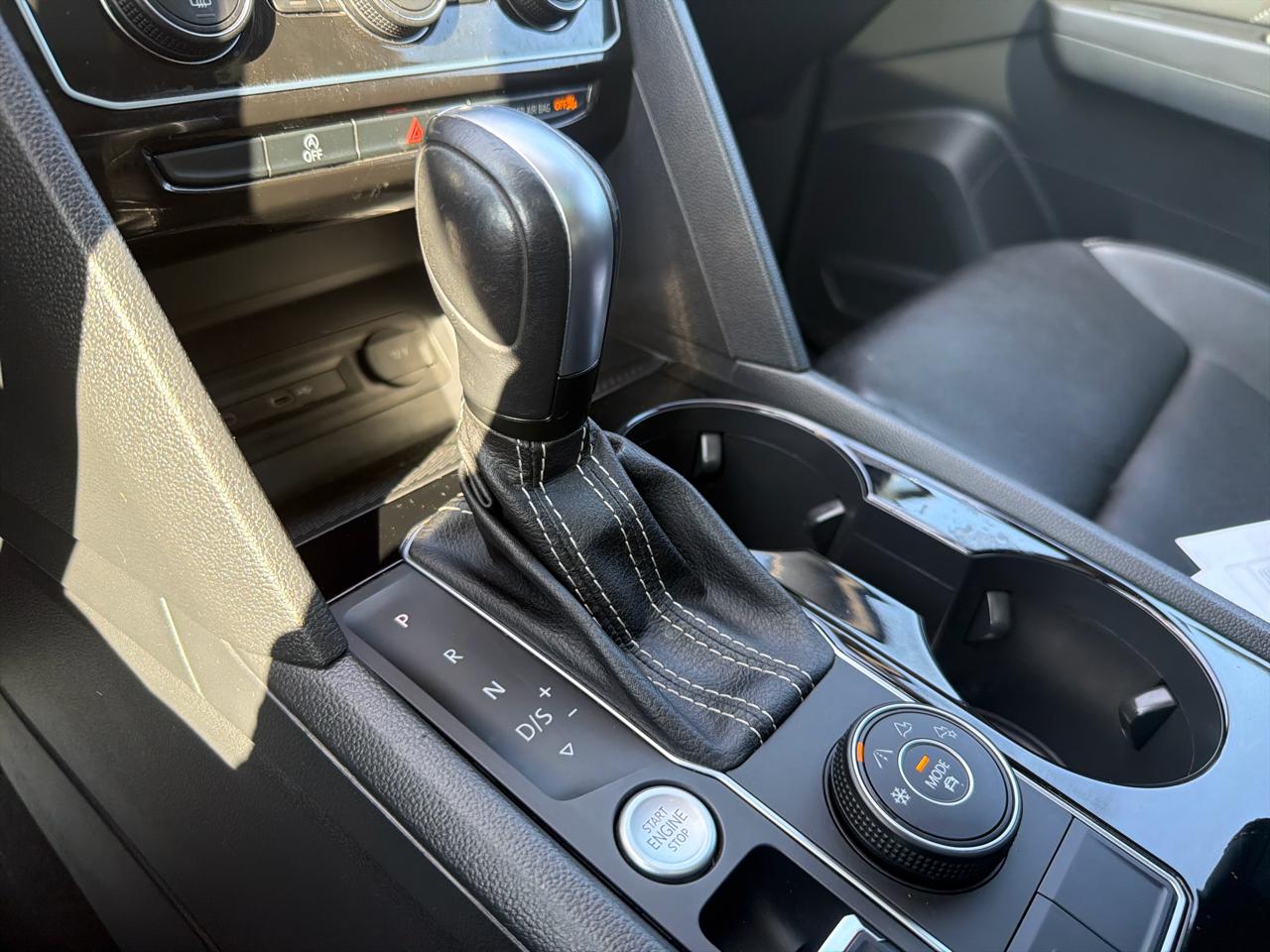 Volkswagen Atlas 3.6L V6 SE w/Technology 4MOTION 2022