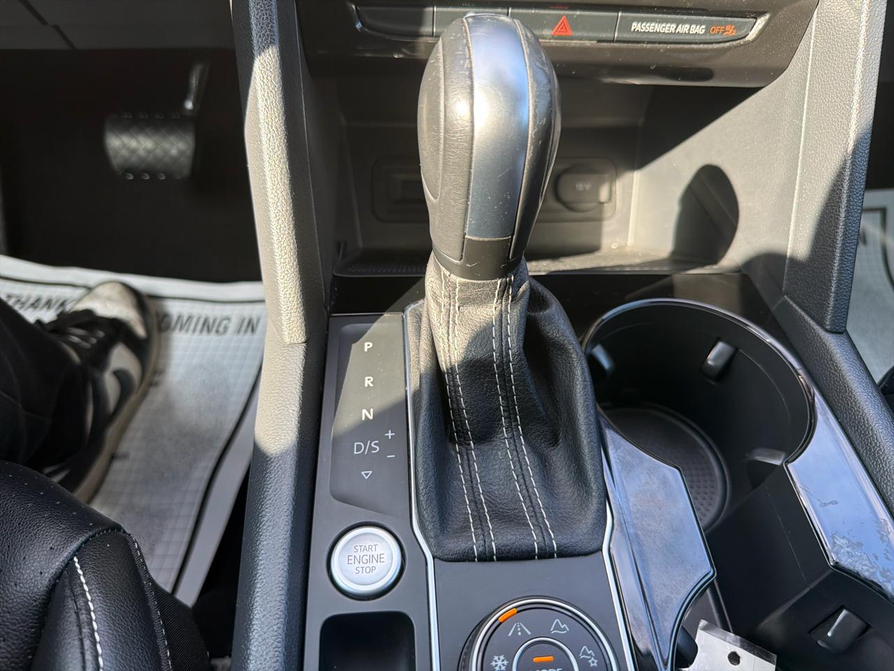 Volkswagen Atlas 3.6L V6 SE w/Technology 4MOTION 2022