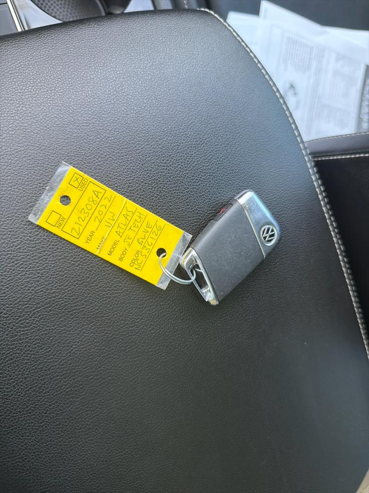 Volkswagen Atlas 3.6L V6 SE w/Technology 4MOTION 2022