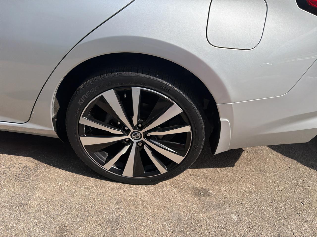 Nissan Altima 2.5 SR AWD Sedan 2019