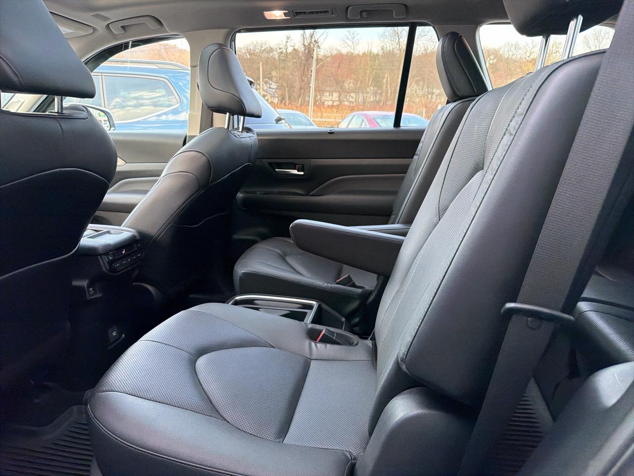 Toyota Grand Highlander Limited AWD (Natl) 2024