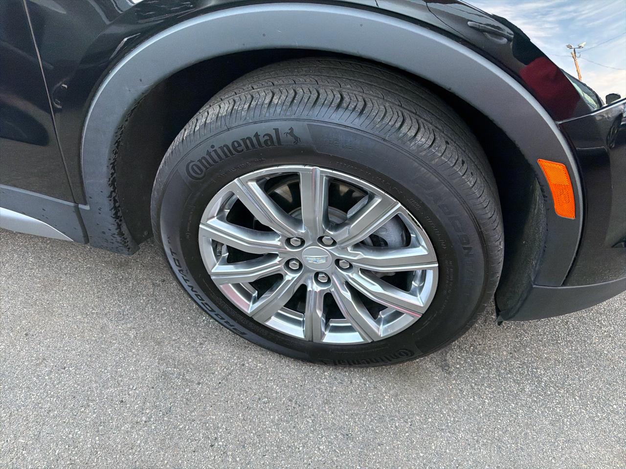 Cadillac XT4 AWD 4dr Premium Luxury 2022