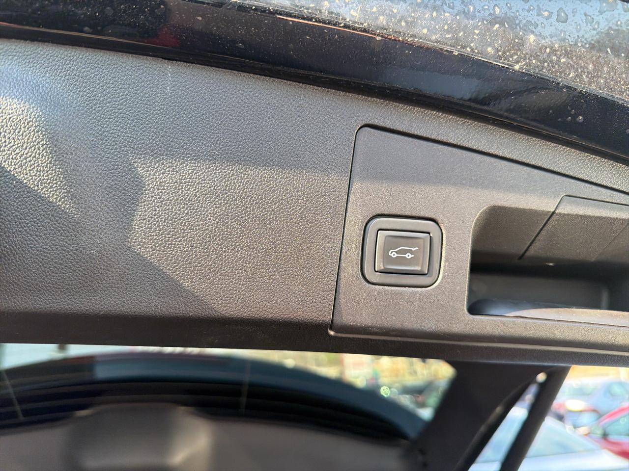 Cadillac XT4 AWD 4dr Premium Luxury 2022