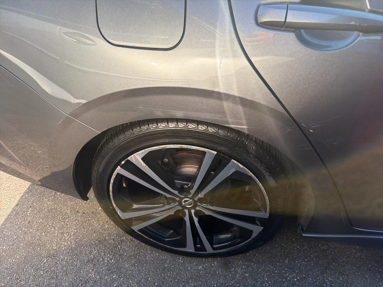 Nissan Sentra SR CVT 2020